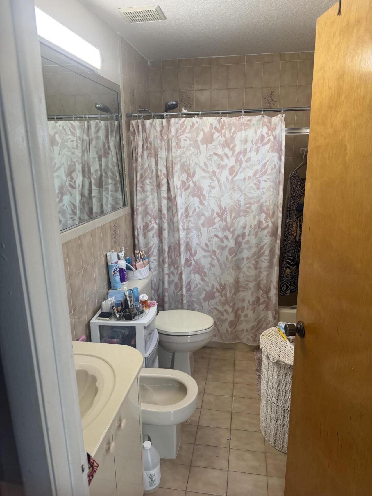 4349 W 10th Avenue, Hialeah, FL 33012 Photo
