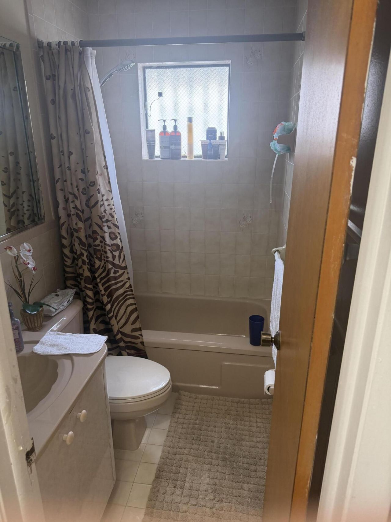 4349 W 10th Avenue, Hialeah, FL 33012 Photo
