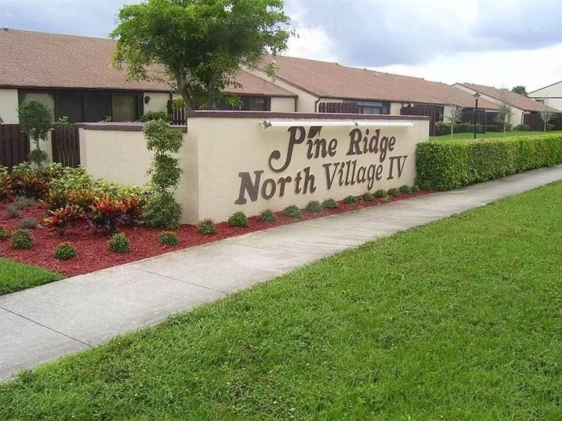 801 Sky Pine Way, Unit D2, Greenacres, FL 33415 Photo