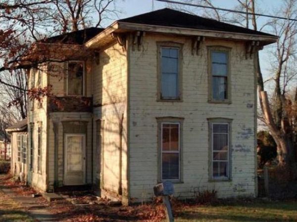 8021 Troy Road , New Carlisle, OH 45344