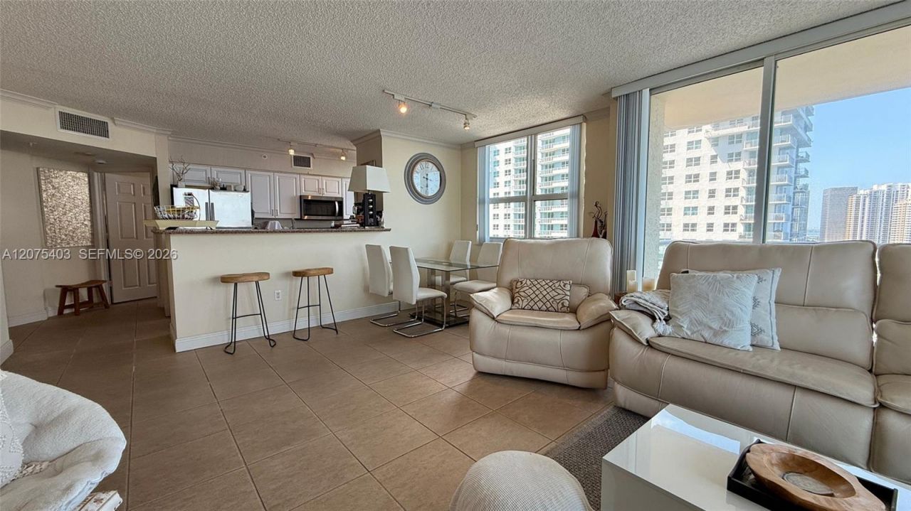 1155 Brickell Bay Dr , Unit 2310, Miami, FL 33131 Photo