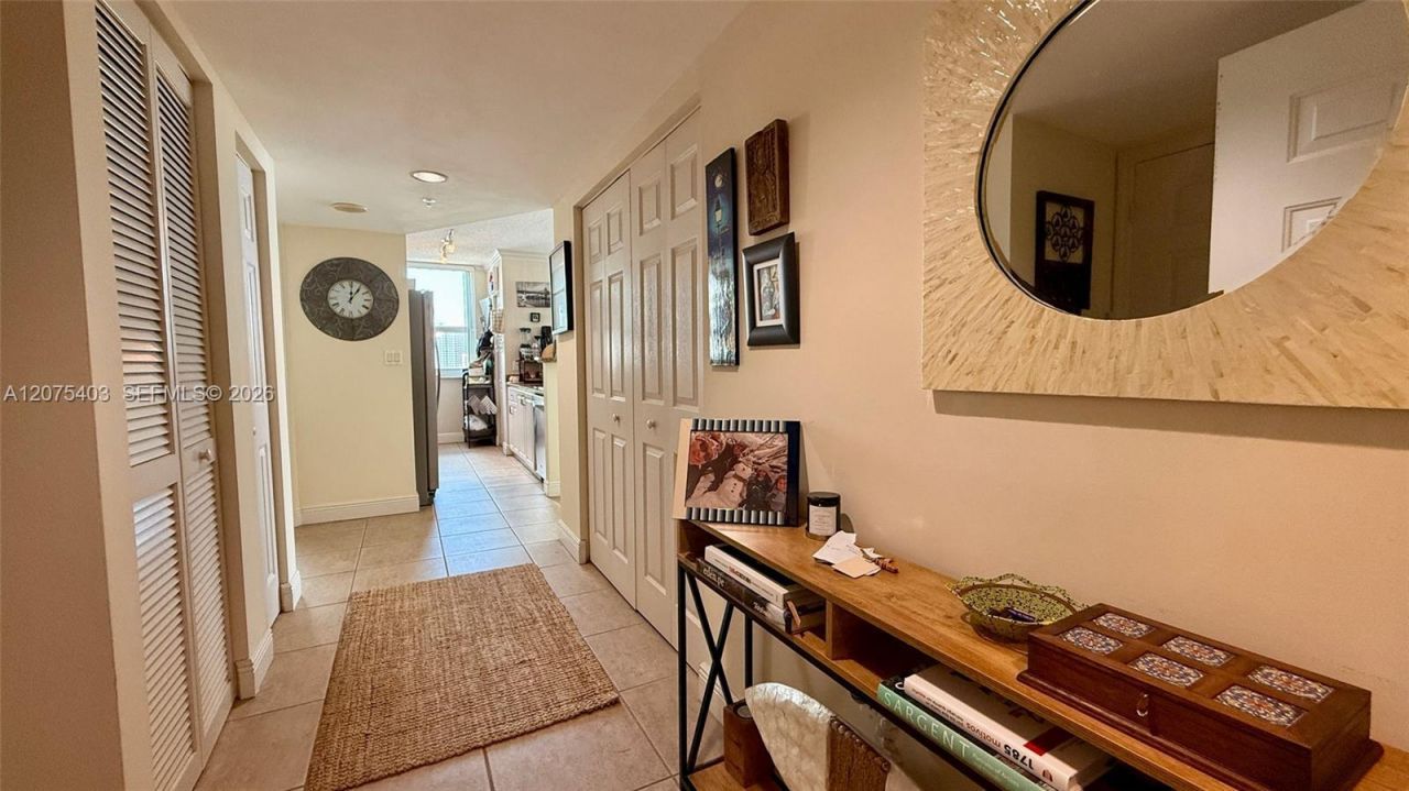 1155 Brickell Bay Dr , Unit 2310, Miami, FL 33131 Photo