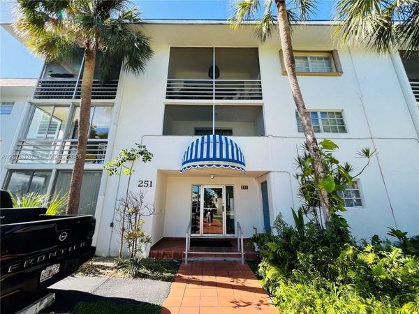251 Galen Dr , Unit 101E, Key Biscayne, FL 33149