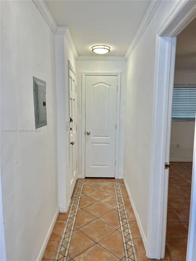 251 Galen Dr , Unit 101E, Key Biscayne, FL 33149 Photo