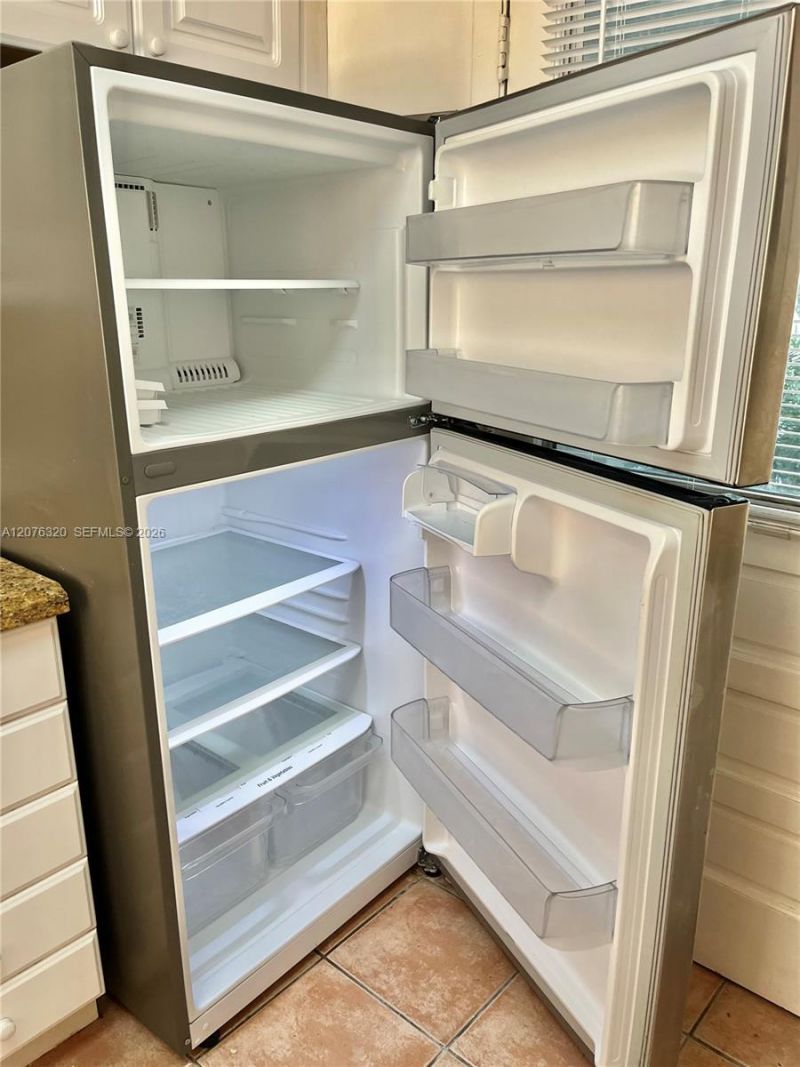 251 Galen Dr , Unit 101E, Key Biscayne, FL 33149 Photo