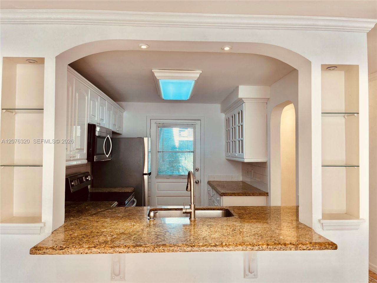 251 Galen Dr , Unit 101E, Key Biscayne, FL 33149 Photo