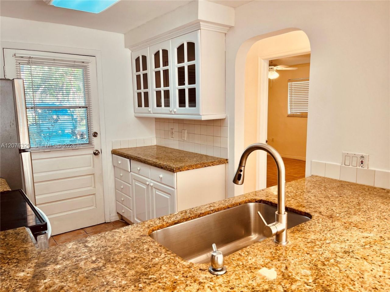 251 Galen Dr , Unit 101E, Key Biscayne, FL 33149 Photo