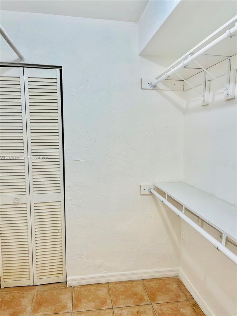 251 Galen Dr , Unit 101E, Key Biscayne, FL 33149 Photo