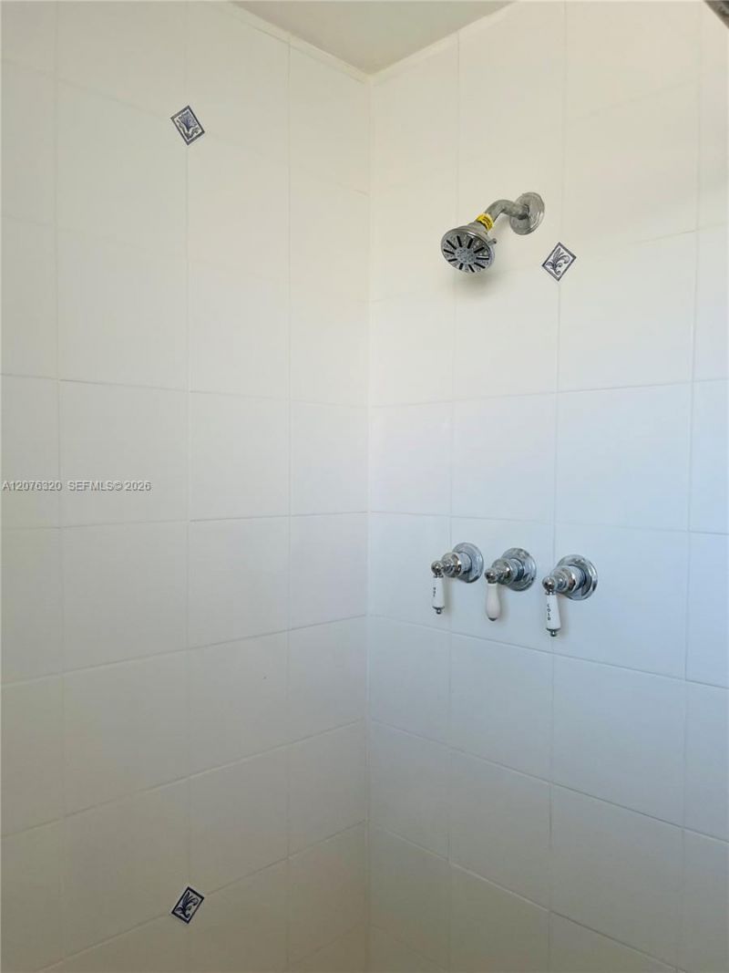 251 Galen Dr , Unit 101E, Key Biscayne, FL 33149 Photo