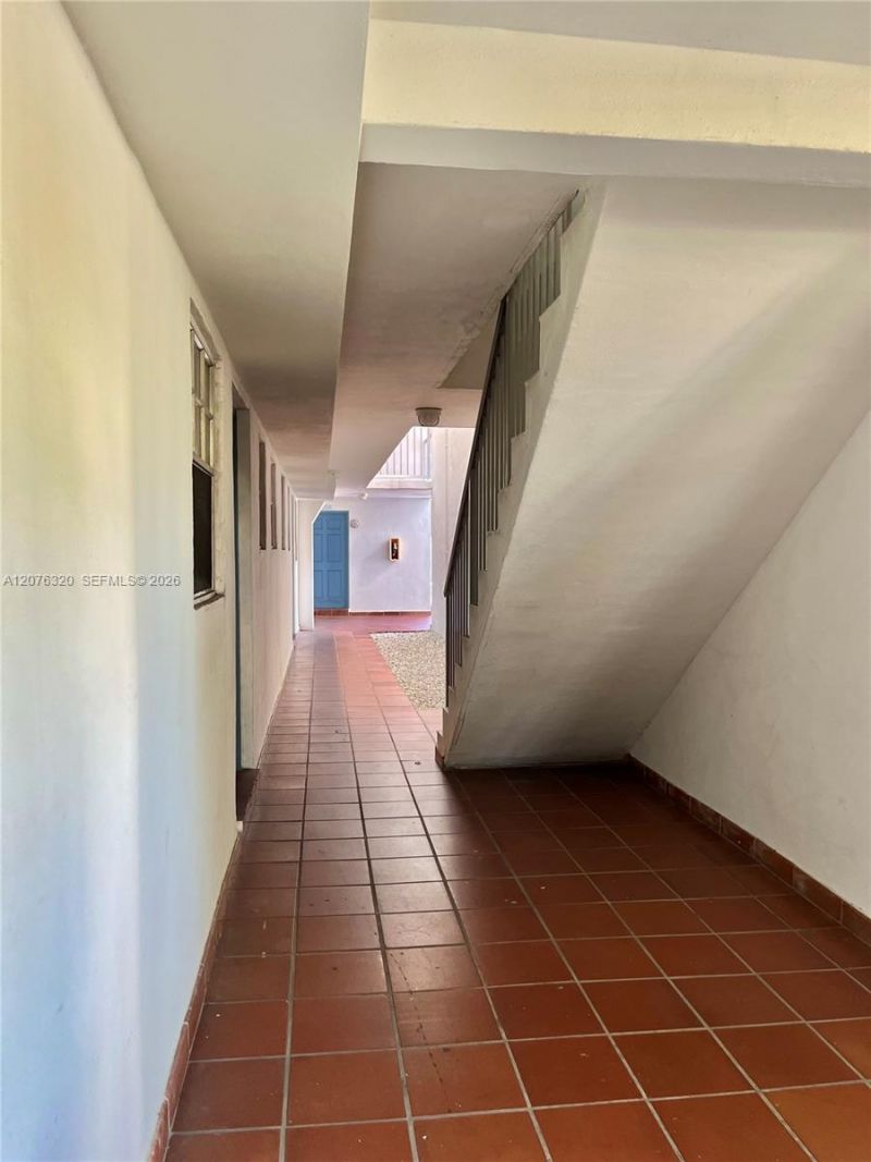 251 Galen Dr , Unit 101E, Key Biscayne, FL 33149 Photo