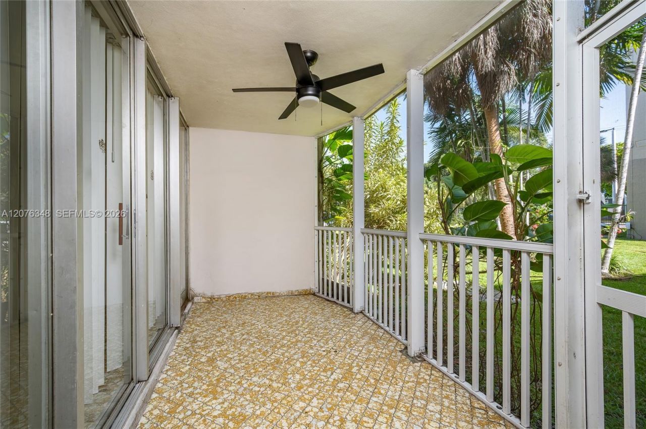 1690 NE 191st St , Unit 115-1, Miami, FL 33179 Photo