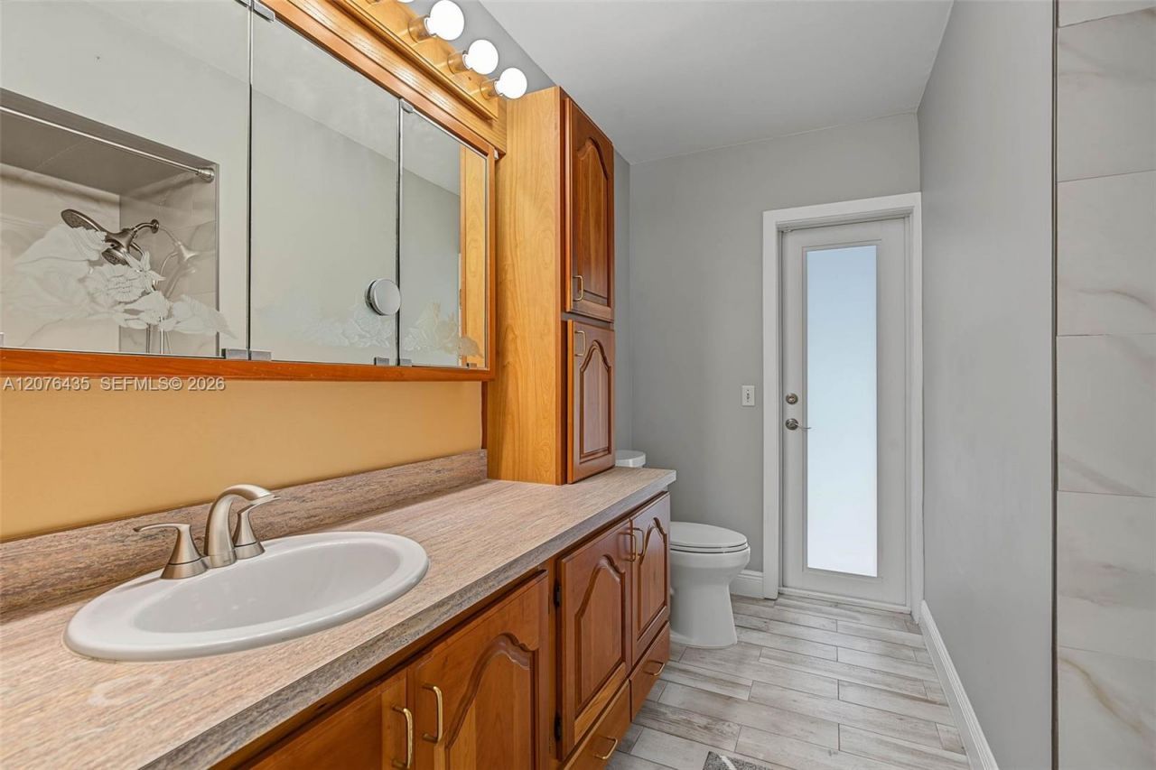 17721 SW 93rd Ave, Palmetto Bay, FL 33157 Photo