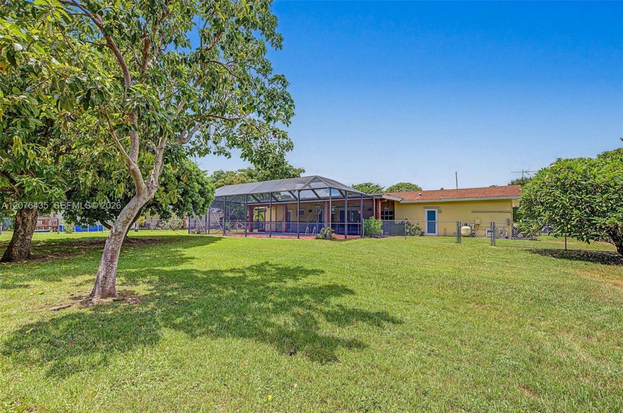 17721 SW 93rd Ave, Palmetto Bay, FL 33157 Photo