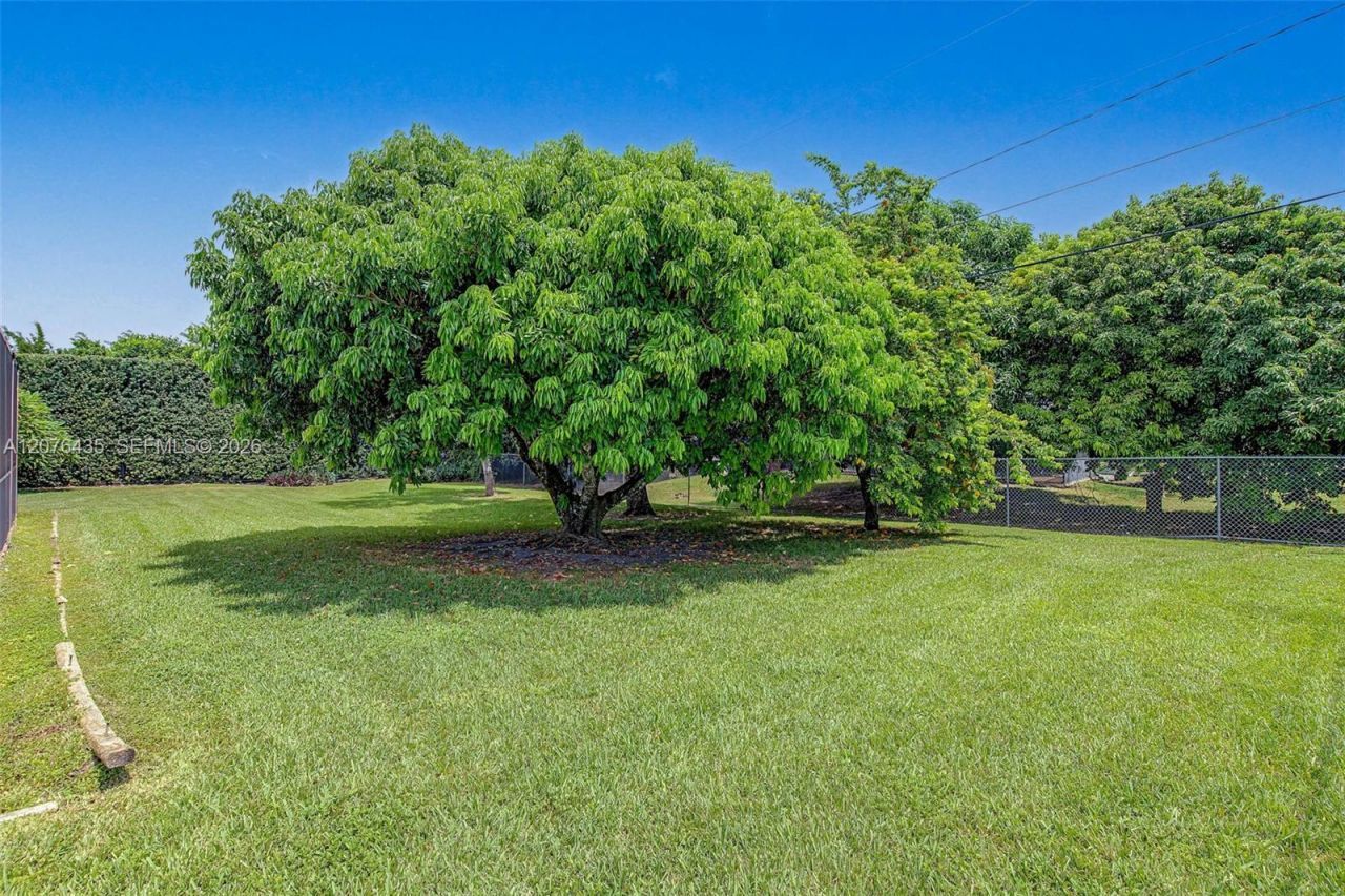 17721 SW 93rd Ave, Palmetto Bay, FL 33157 Photo