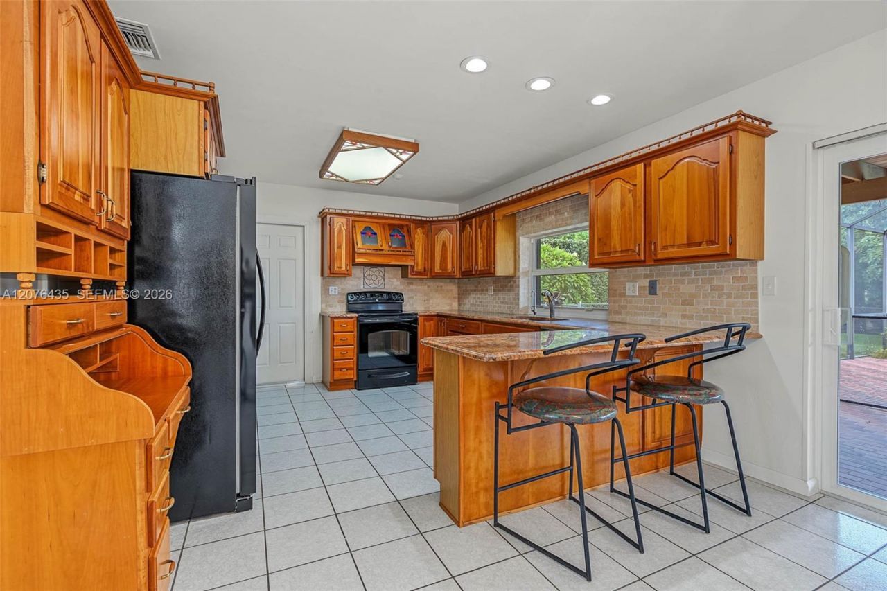 17721 SW 93rd Ave, Palmetto Bay, FL 33157 Photo