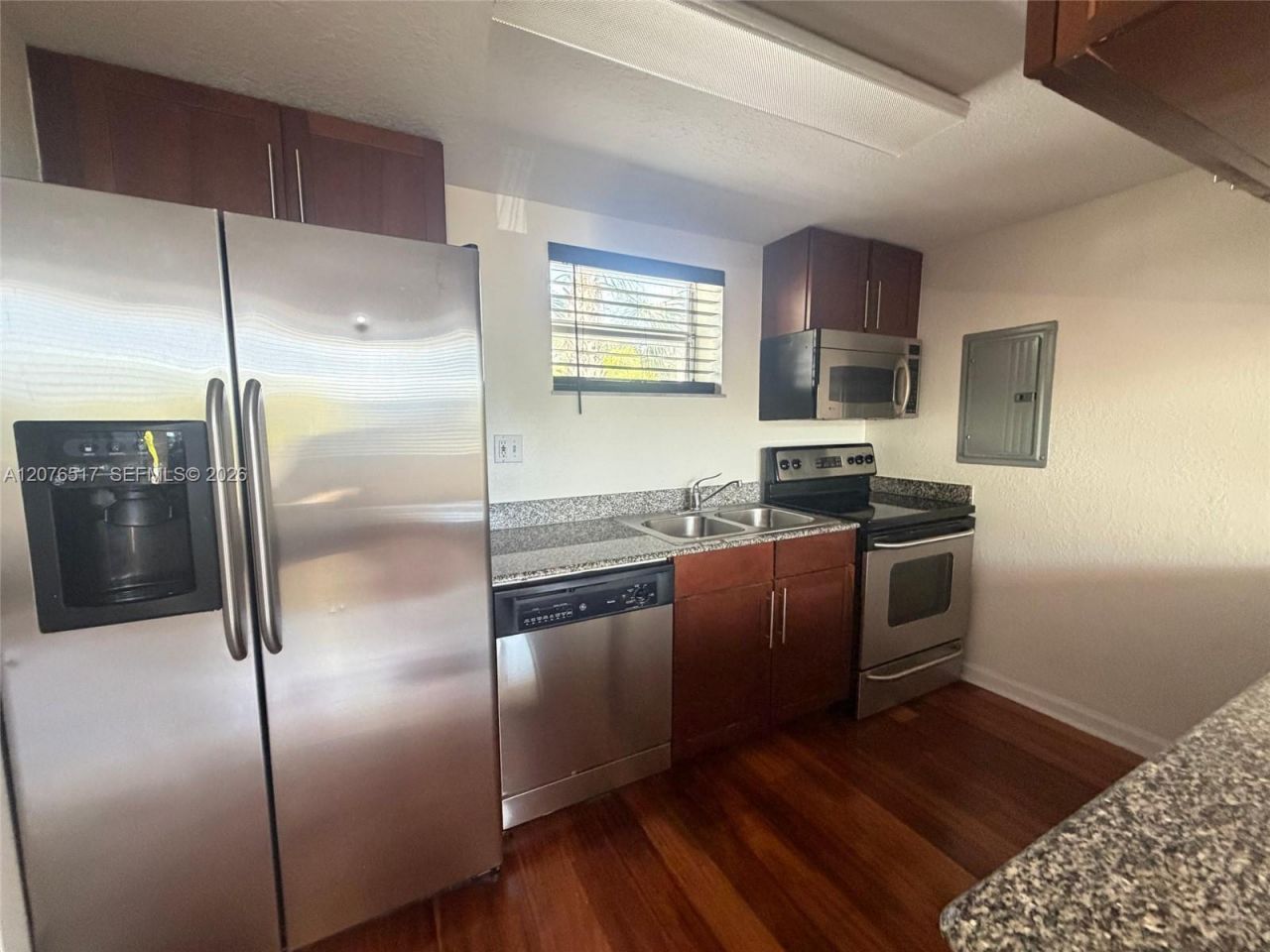 8950 SW 69th Ct , Unit 220, Pinecrest, FL 33156 Photo
