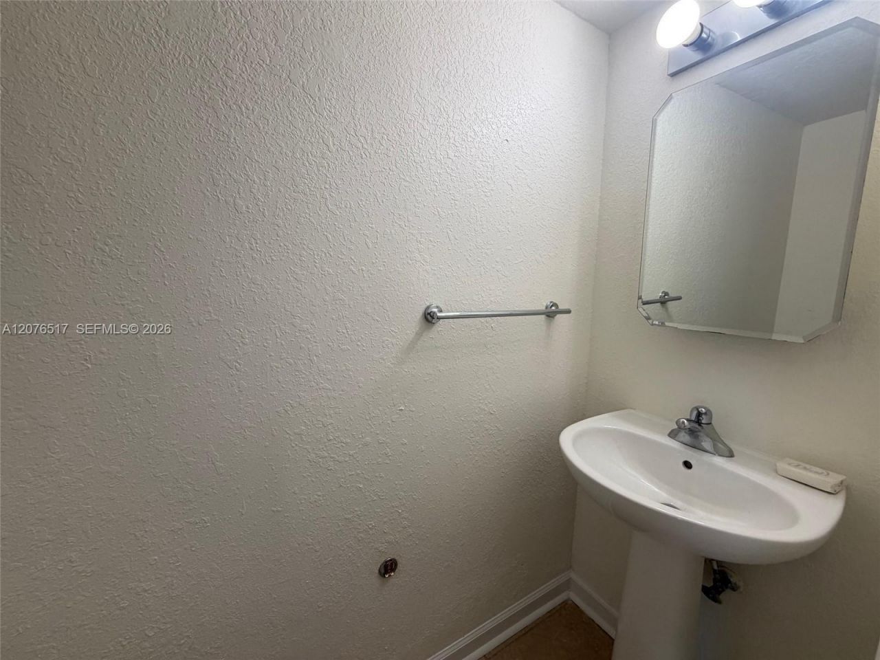 8950 SW 69th Ct , Unit 220, Pinecrest, FL 33156 Photo