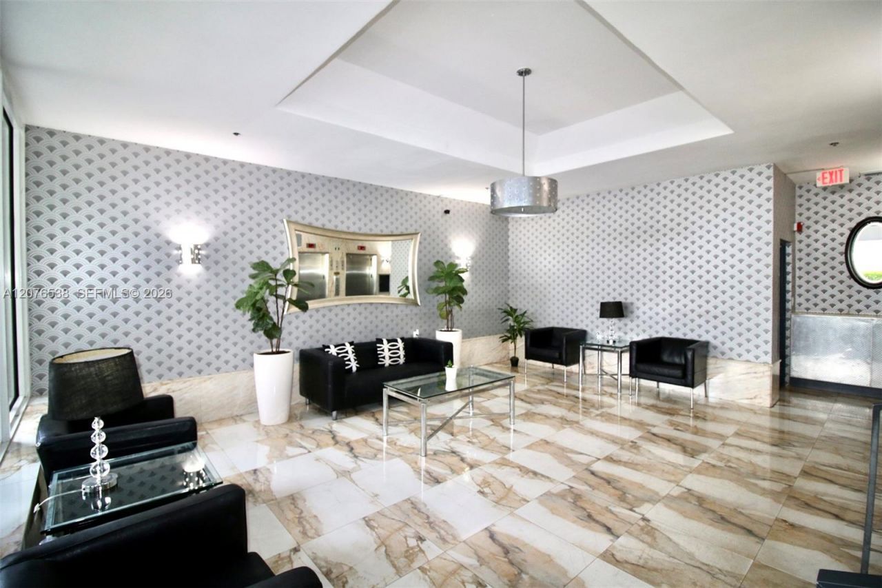 1255 Collins Ave , Unit 304, Miami Beach, FL 33139 Photo
