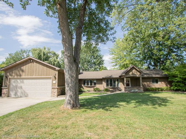 21725 Ulrich Street, Clinton Township, Mi 48036
