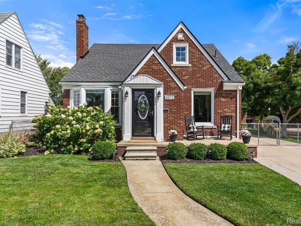 2071 10th Street, Wyandotte, Mi 48192