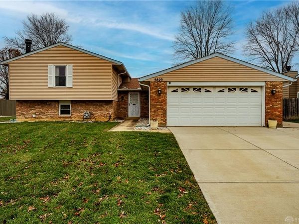 5829 Waynegate Road, Huber Heights, OH 45424