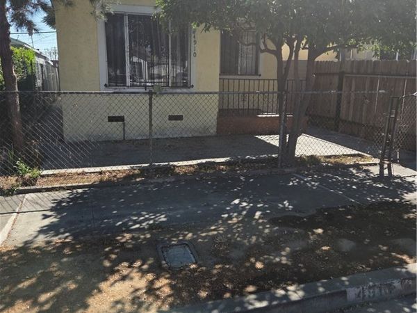 4910 NOBEL Street, Commerce, CA 90040
