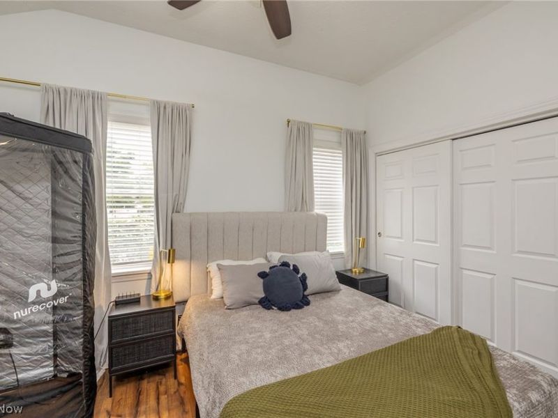 2584 W 11th Street, Cleveland, OH 44113 Photo 32
