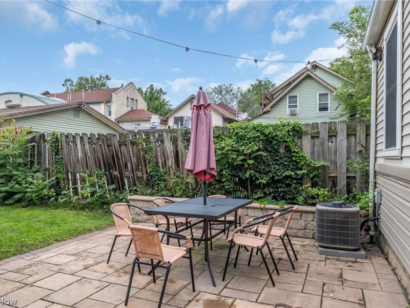 2584 W 11th Street, Cleveland, OH 44113 Photo 37