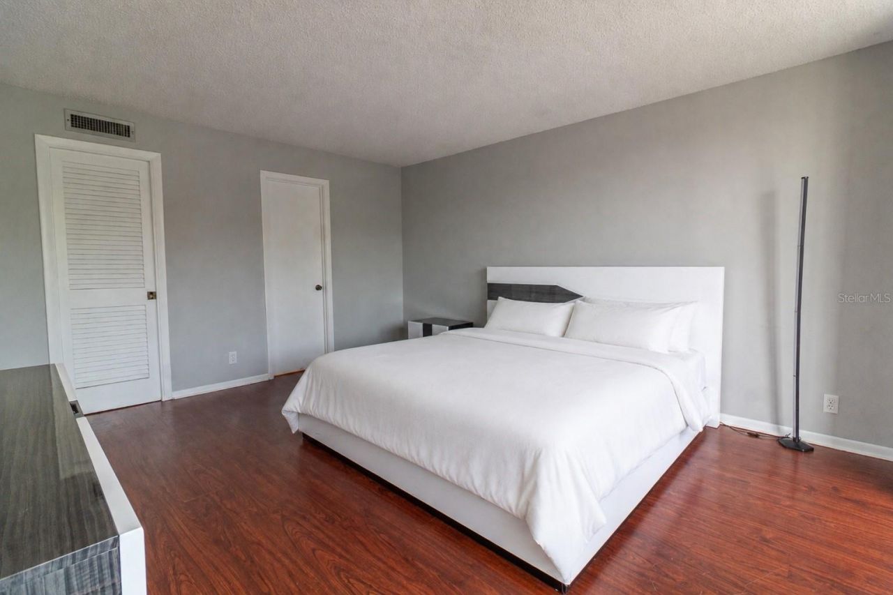 1500 Presidential Way, Unit 401, West Palm Beach, FL 33401 Photo