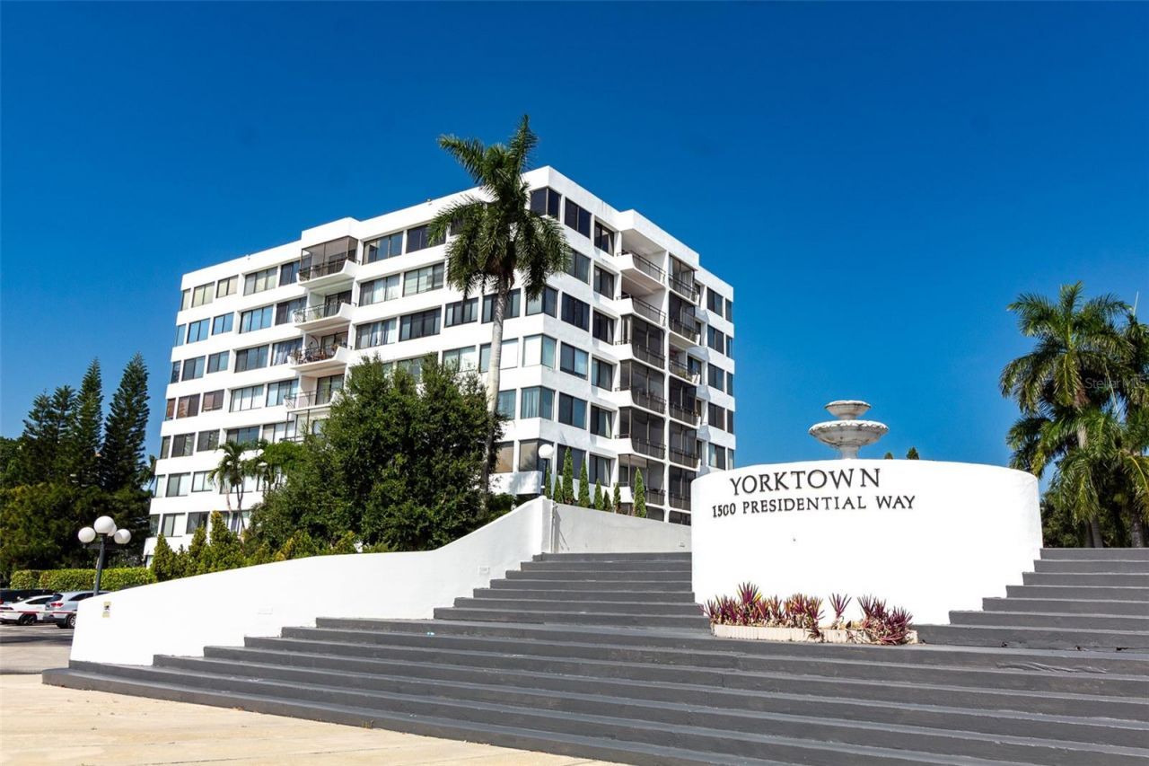 1500 Presidential Way, Unit 401, West Palm Beach, FL 33401 Photo
