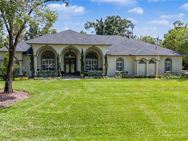 906 LAKE SAPPHIRE LANE , LUTZ, FL 33548