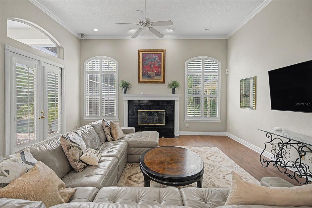 906 Lake Sapphire Lane, Lutz, FL 33548 Photo