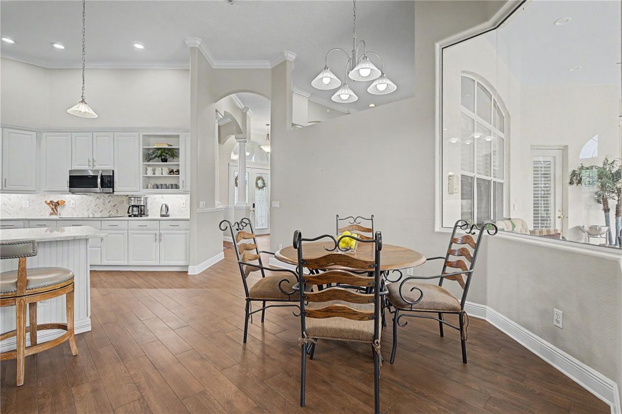 906 Lake Sapphire Lane, Lutz, FL 33548 Photo