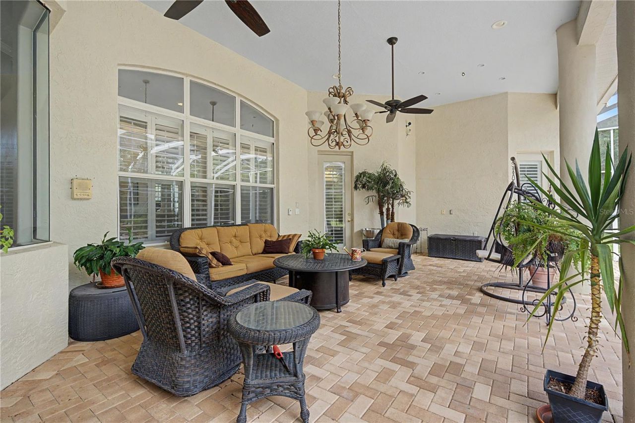 906 Lake Sapphire Lane, Lutz, FL 33548 Photo