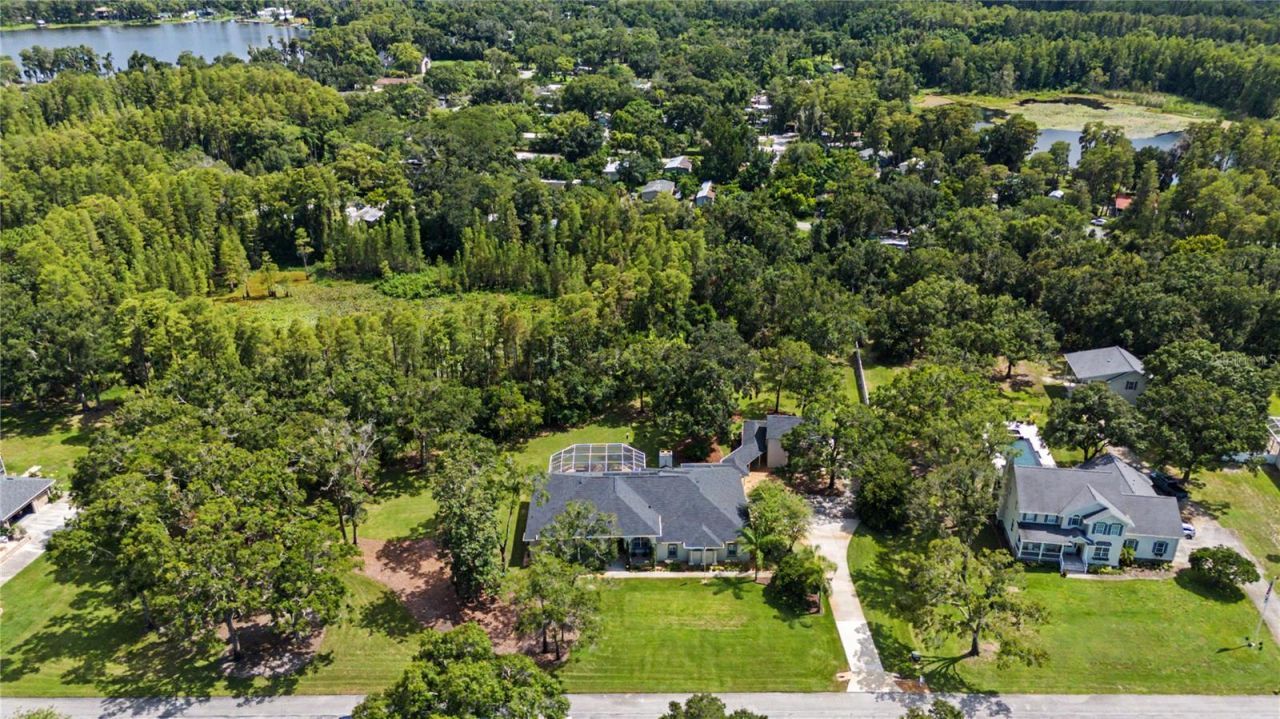 906 Lake Sapphire Lane, Lutz, FL 33548 Photo