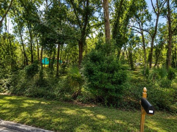 E EUCLID AVENUE , DELAND, FL 32724