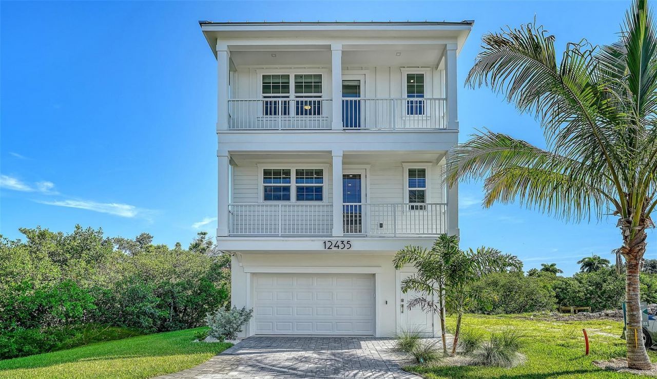 12435 Dockside Terrace, Cortez, FL 34215 Photo