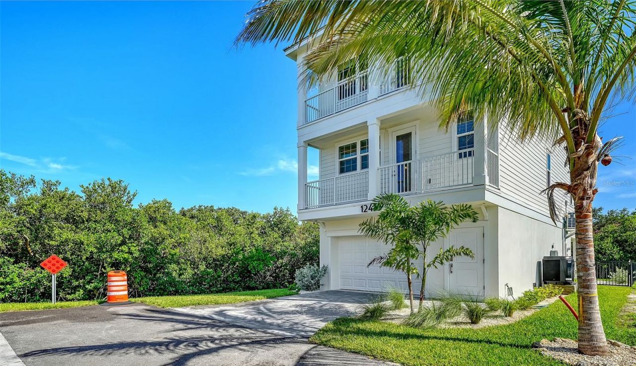 12435 Dockside Terrace, Cortez, FL 34215 Photo