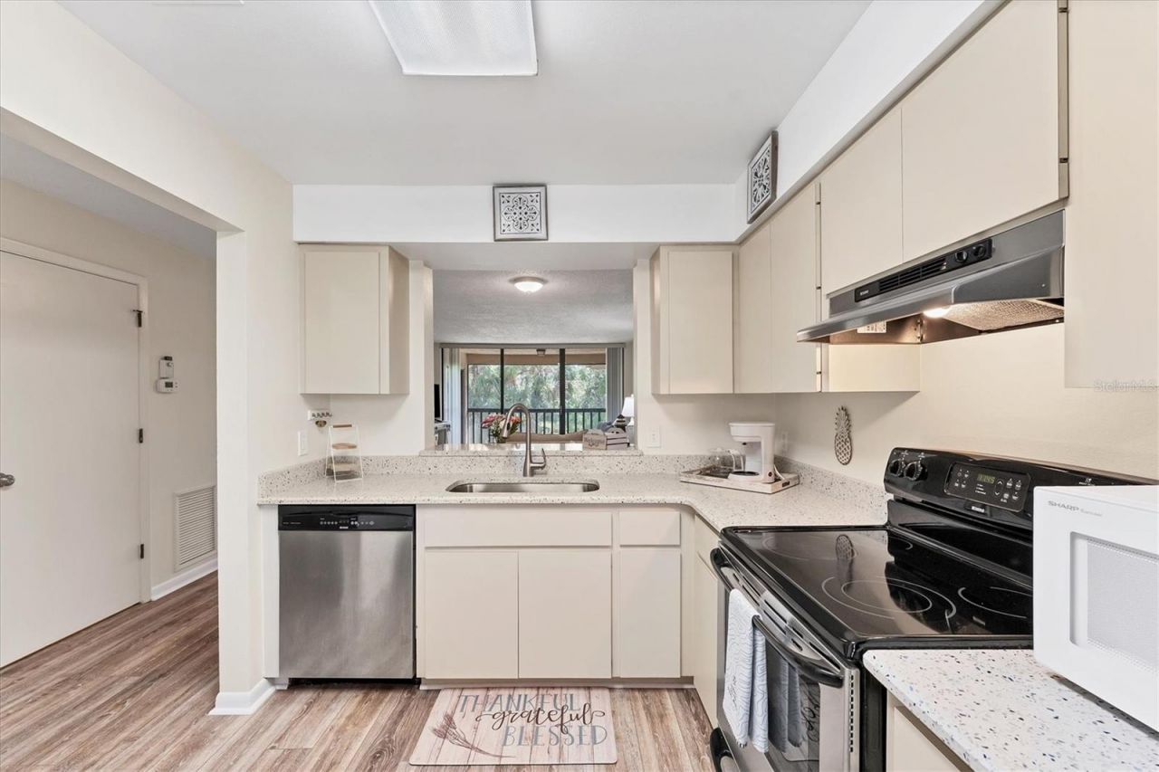 5264 Lake Village Drive, Unit 48, Sarasota, FL 34235 Photo