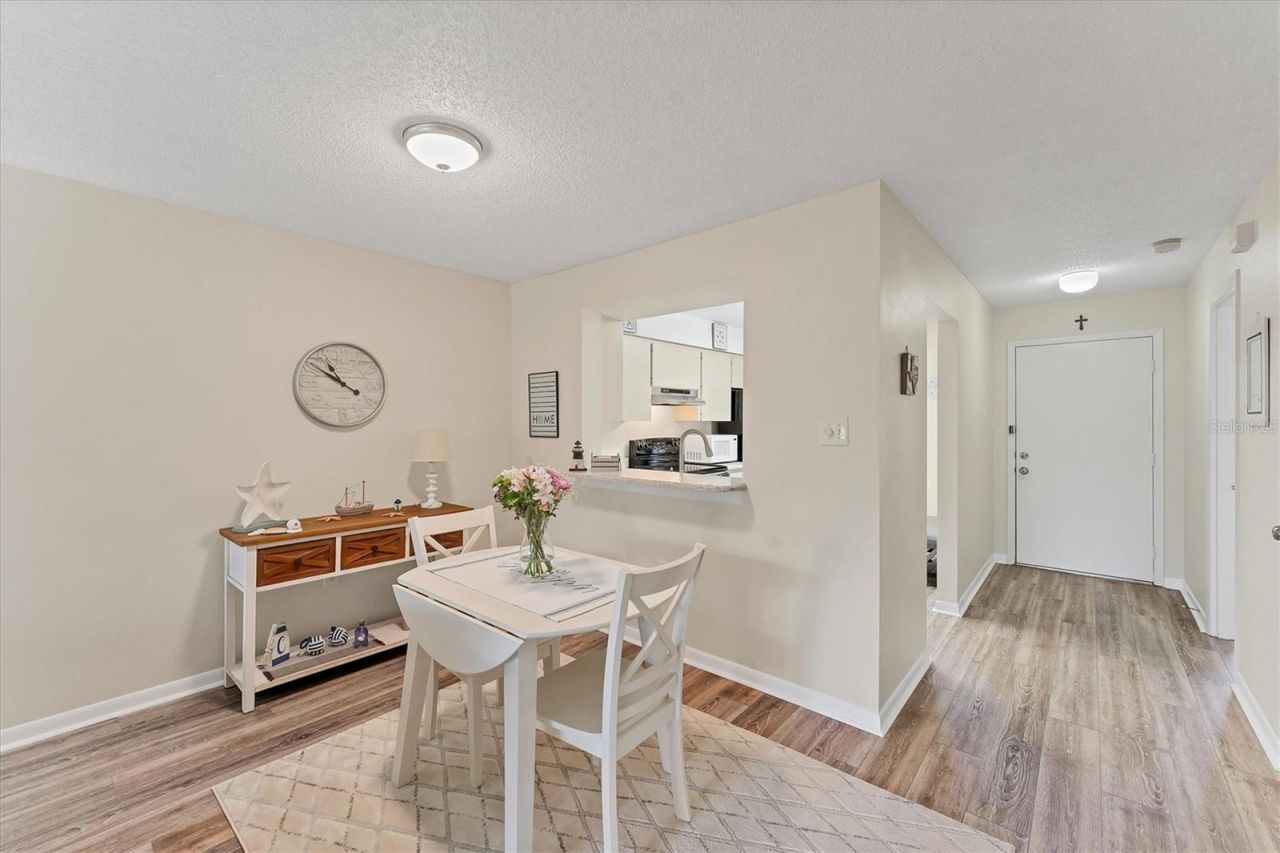 5264 Lake Village Drive, Unit 48, Sarasota, FL 34235 Photo