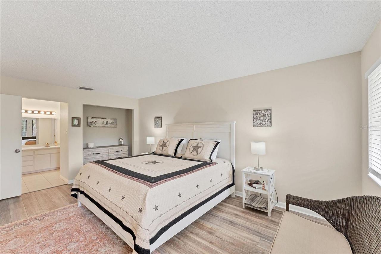 5264 Lake Village Drive, Unit 48, Sarasota, FL 34235 Photo