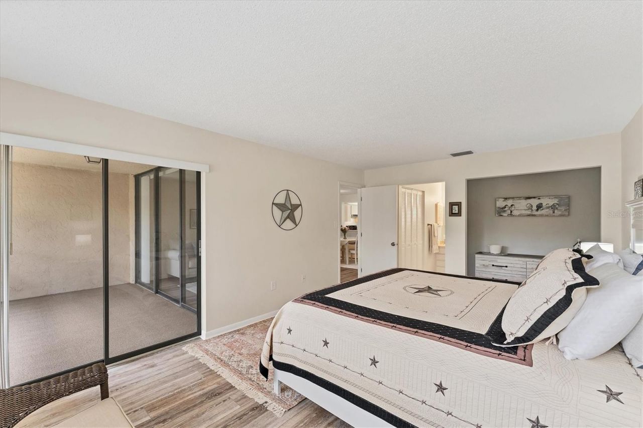 5264 Lake Village Drive, Unit 48, Sarasota, FL 34235 Photo