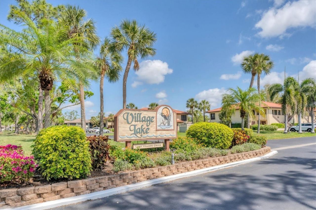 5264 Lake Village Drive, Unit 48, Sarasota, FL 34235 Photo