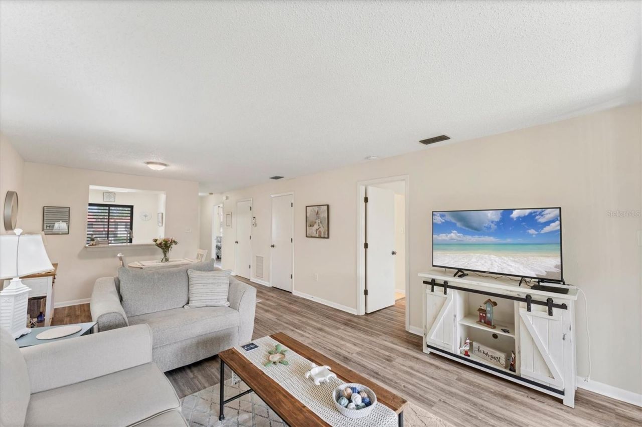 5264 Lake Village Drive, Unit 48, Sarasota, FL 34235 Photo