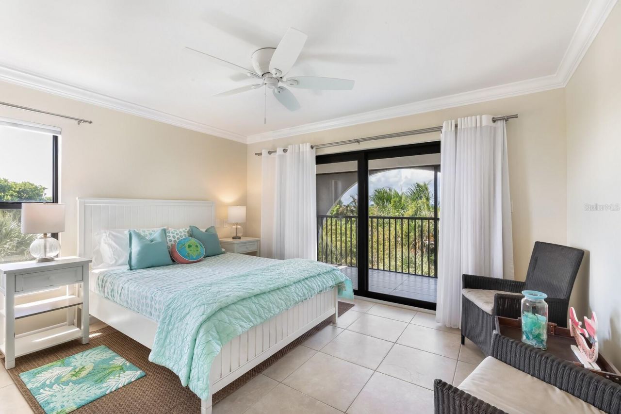 950 Palm Avenue, Unit 304, Boca Grande, FL 33921 Photo