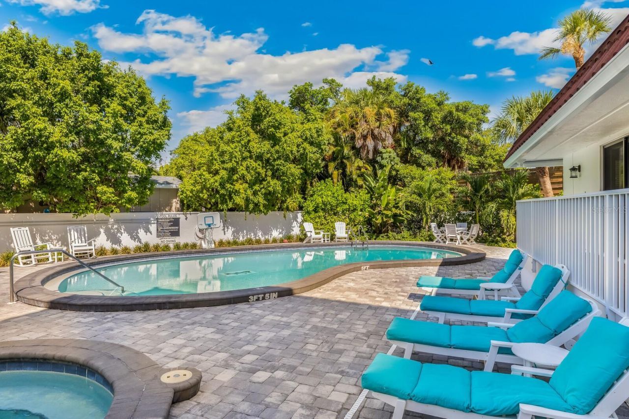950 Palm Avenue, Unit 304, Boca Grande, FL 33921 Photo