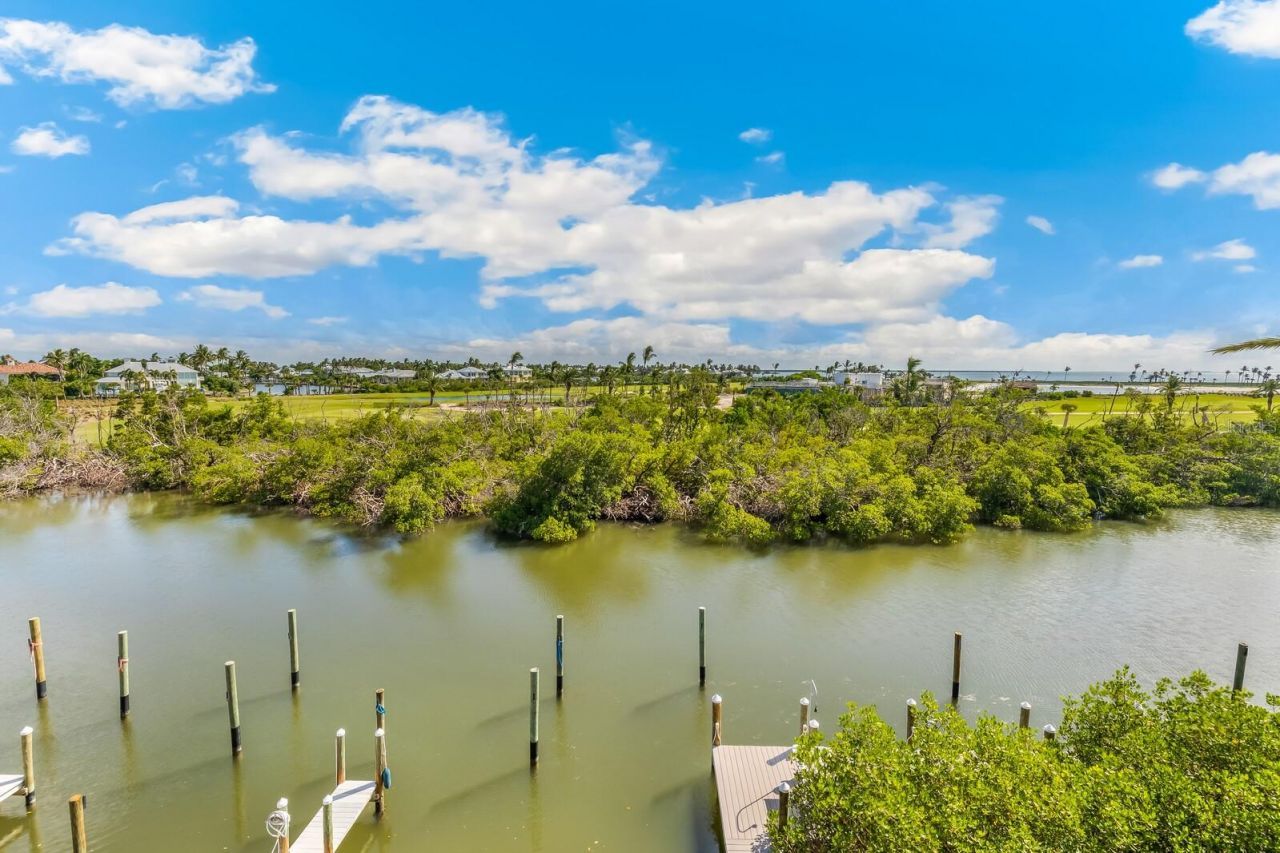 950 Palm Avenue, Unit 304, Boca Grande, FL 33921 Photo