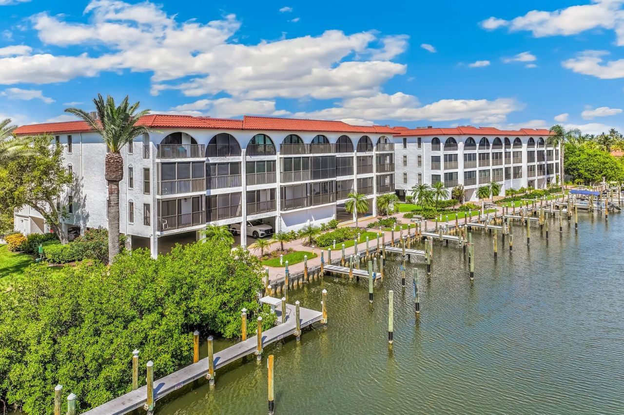 950 Palm Avenue, Unit 304, Boca Grande, FL 33921 Photo