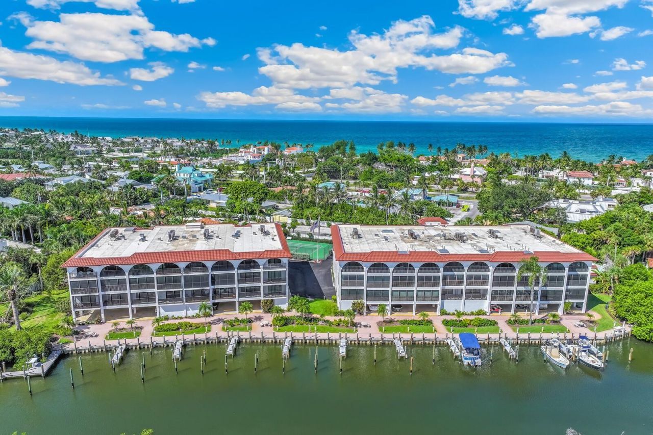950 Palm Avenue, Unit 304, Boca Grande, FL 33921 Photo
