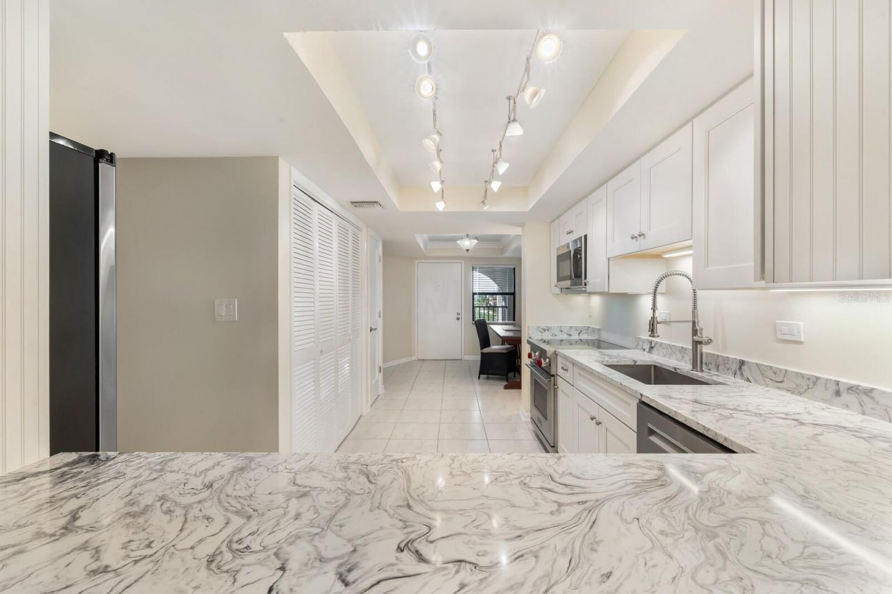 950 Palm Avenue, Unit 304, Boca Grande, FL 33921 Photo